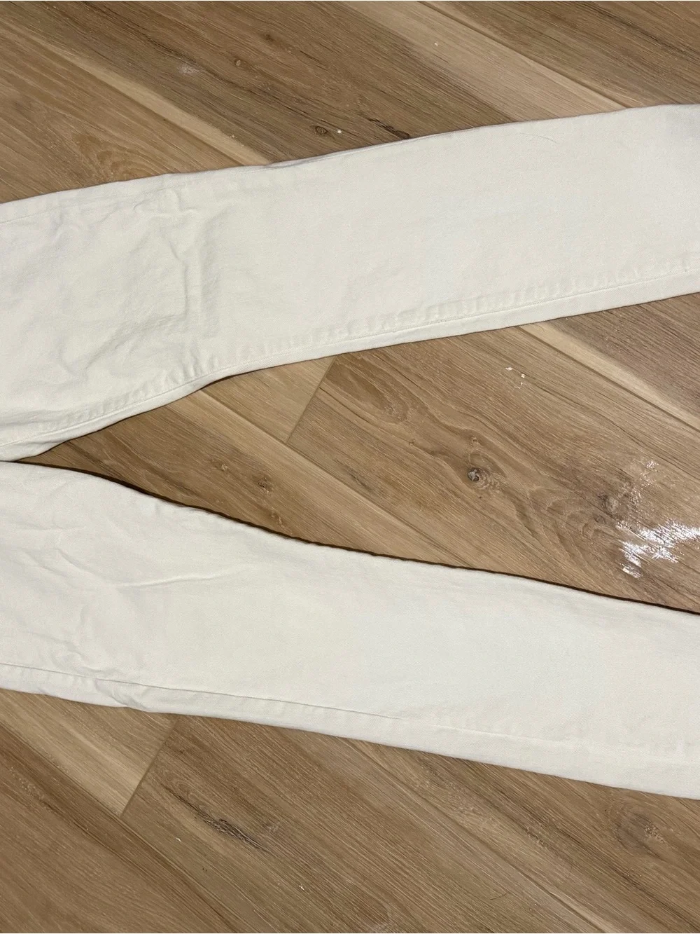 Citizens Of Humanity Off-White Jeans with Contrast Stitching - Picture 6 of 8